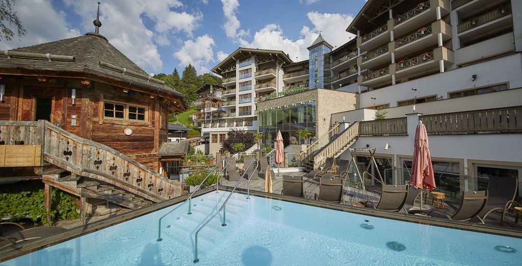 Hotel Alpine Palace 5*