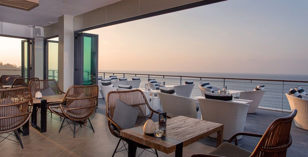 Combinato Cape Sienna Phuket e Kantary Beach Khaolak o con possibile pre-estensione a Doha
