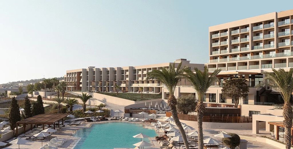 Helea Family Beach Resort 5*