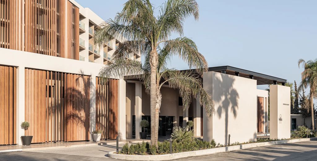 Helea Family Beach Resort 5*