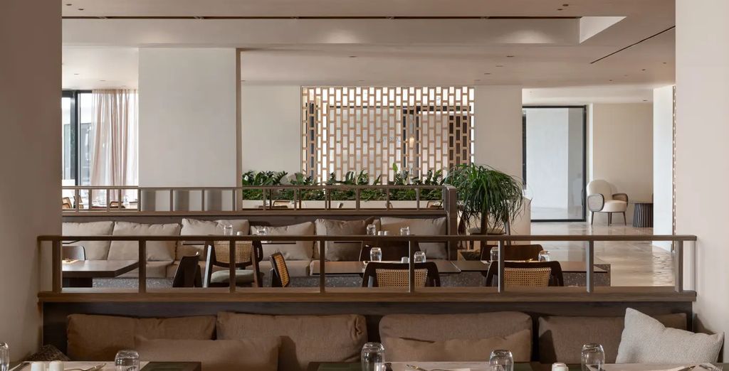 Helea Family Beach Resort 5*