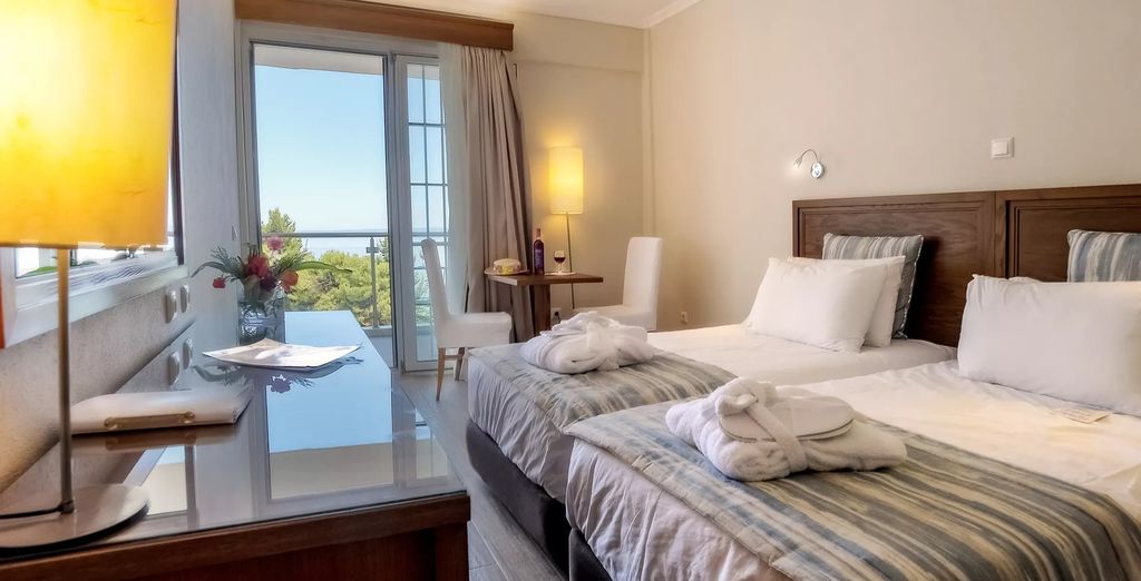 Alexander The Great Beach Hotel 4*