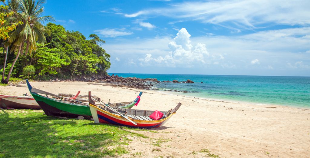Encantos del mar de Andamán con posible extensión en Phuket