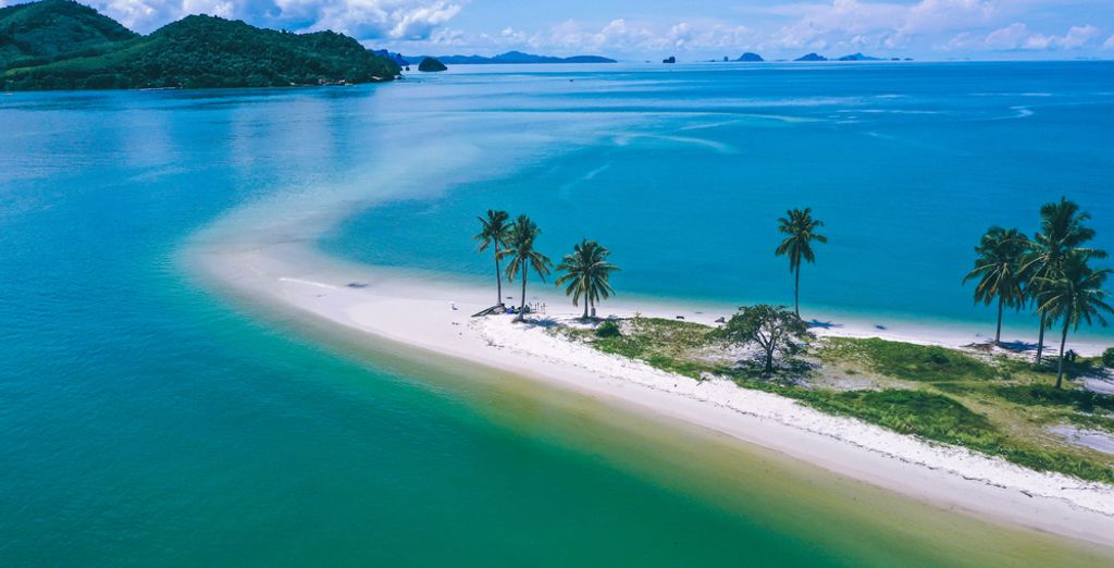 Combinato Maikhao Palm Beach Resort 4*, Royal Yao Yai Island Beach Resort 5* e Mai Khao Lak Beach Resort & Spa 5*