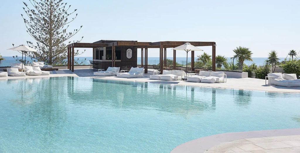 Helea Family Beach Resort 5*