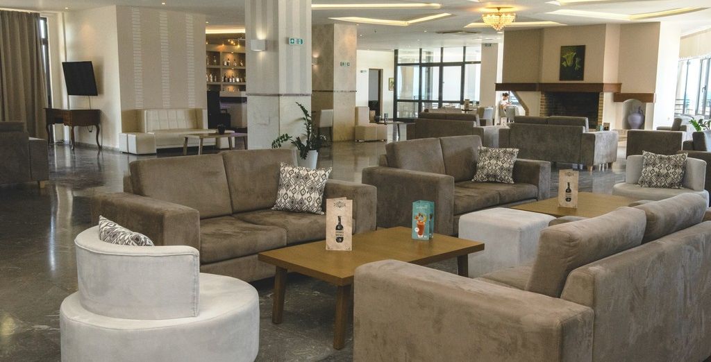 Themis Beach Hotel 4*