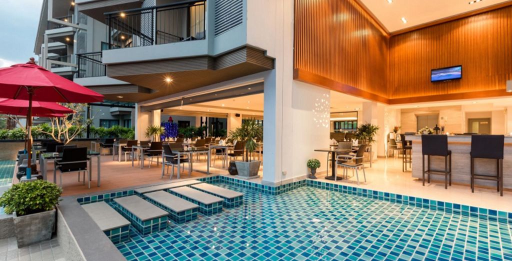 Encantos del mar de Andamán con posible extensión en Phuket