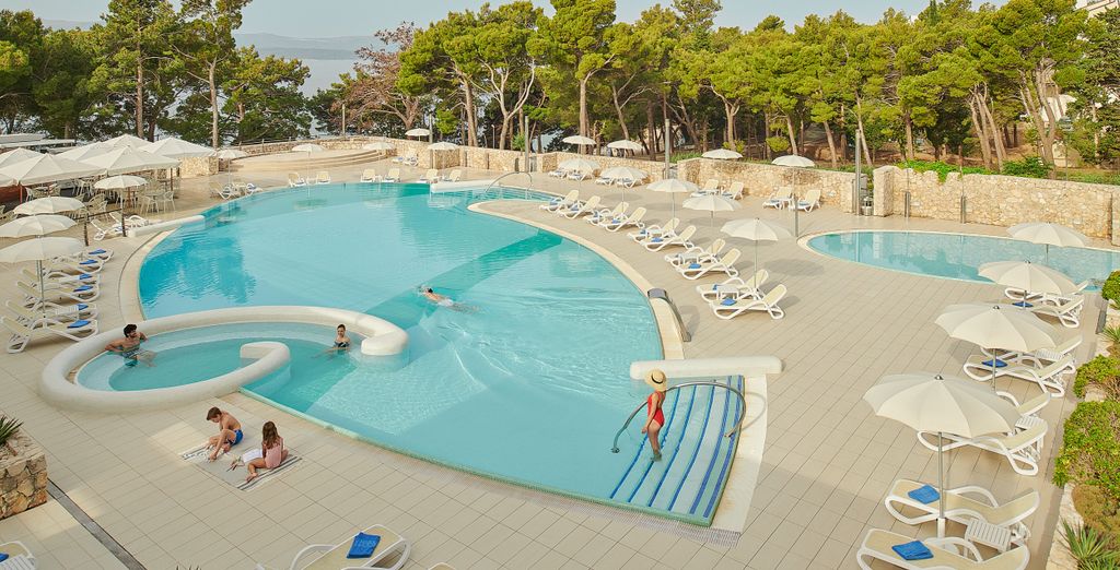 Hotel Bluesun Elaphusa 4*