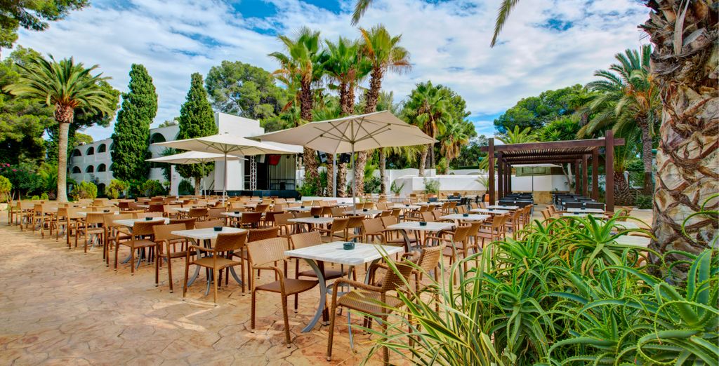 Tui Magic Life Cala Pada 4*