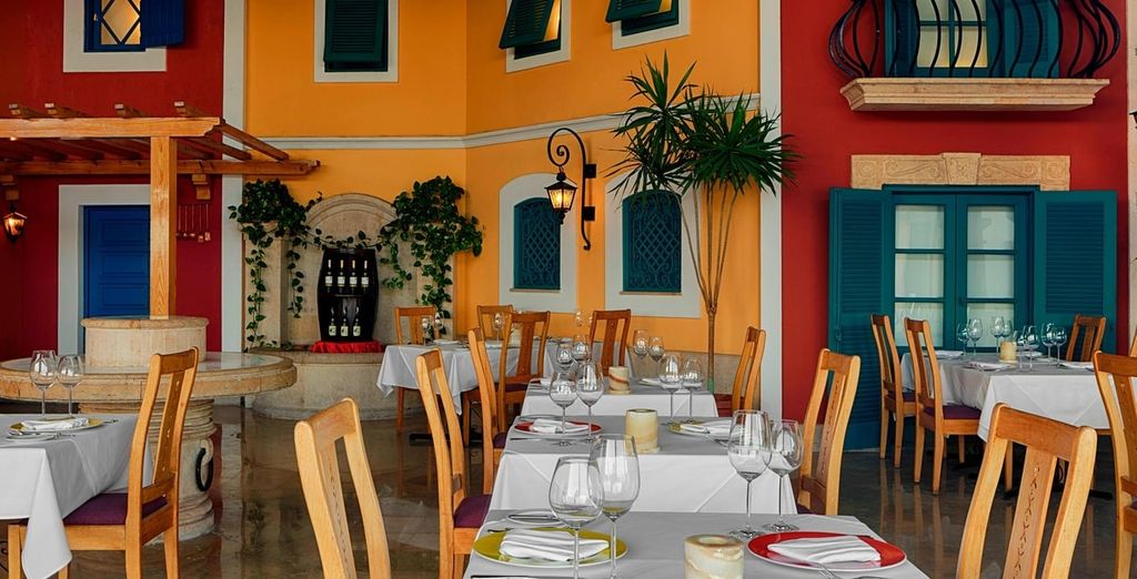 Sheraton Sharm Hotel Resort Villas & Spa 5*