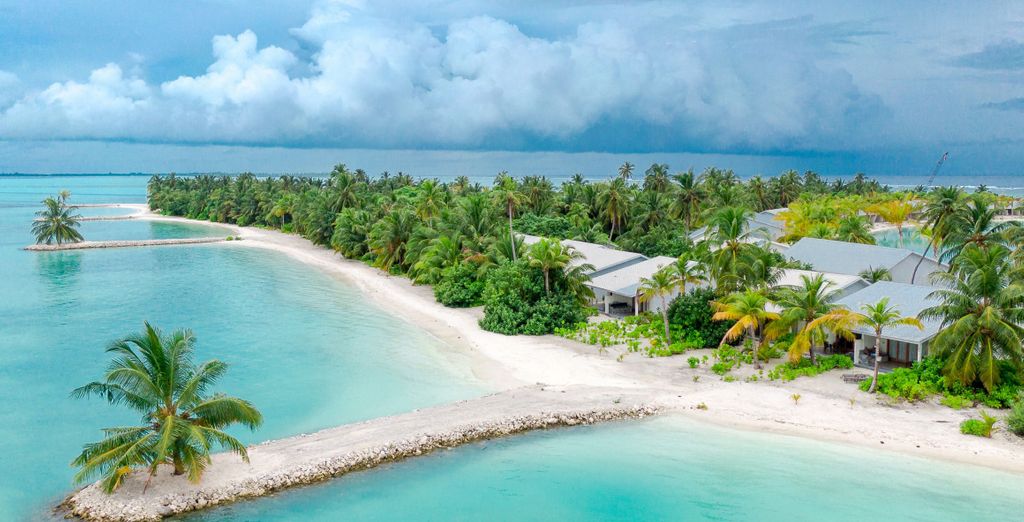 Rahaa Resort 4*