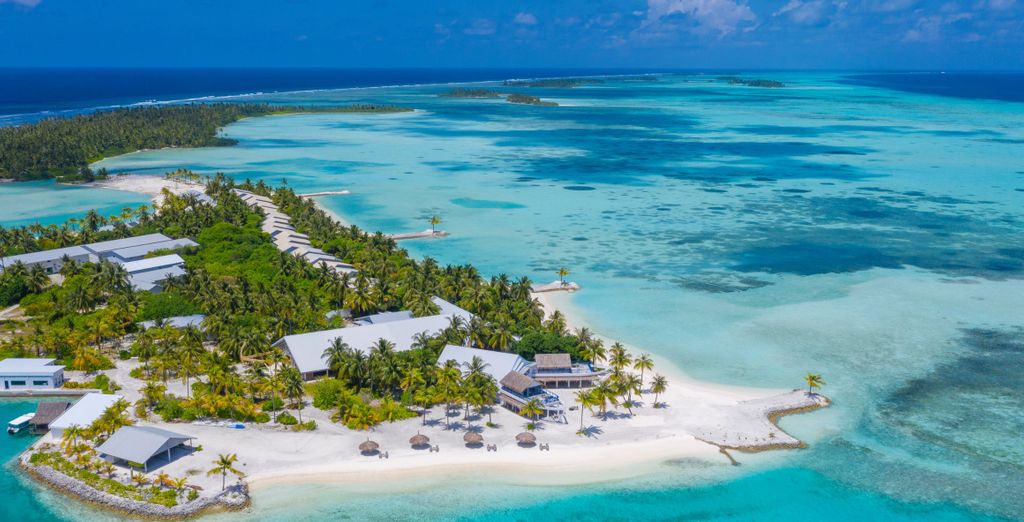 Rahaa Resort 4*