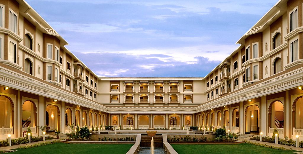 Tour privato del Rajasthan con estensione all'Hondaafushi Island Resort 4*
