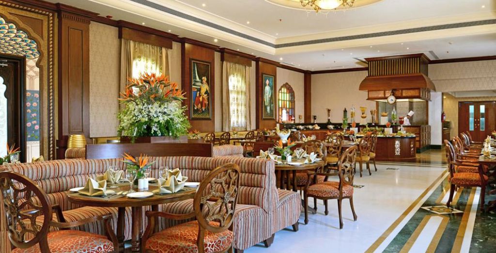 Tour privato del Rajasthan con estensione all'Hondaafushi Island Resort 4*