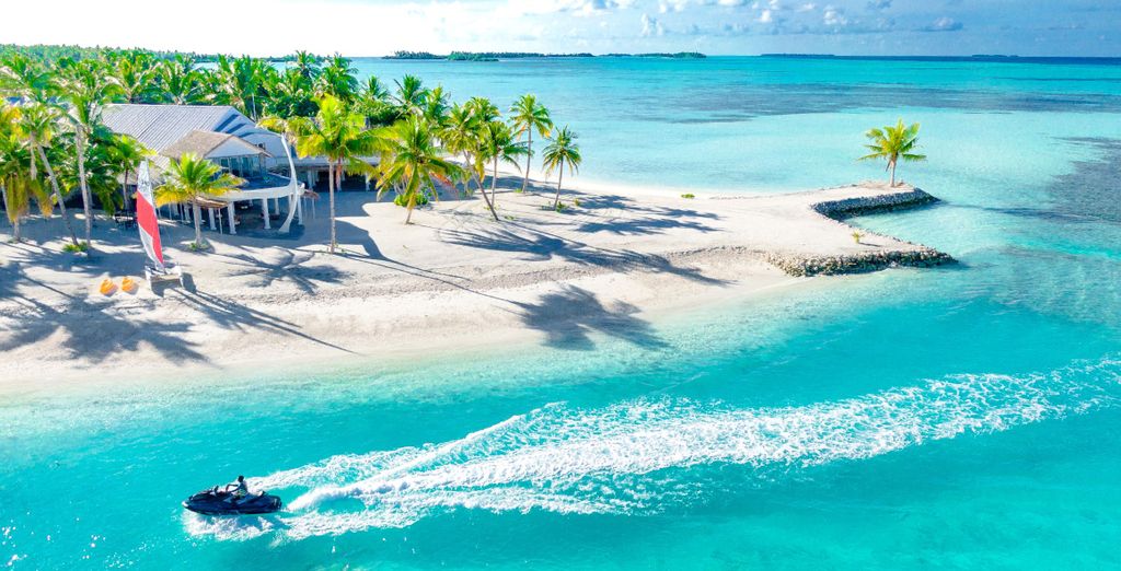Rahaa Resort 4*