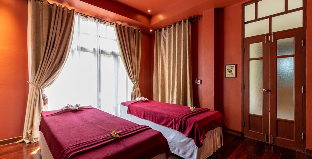 Tour "Tesori dell'Asia" ed estensione al Khao Lak Laguna Resort 4*