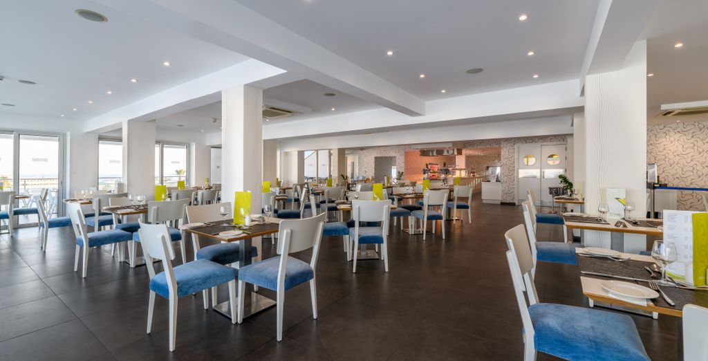 Tasia Maris Oasis 4*