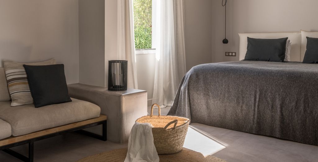 Minos Beach Art Hotel 5* Design Hotels