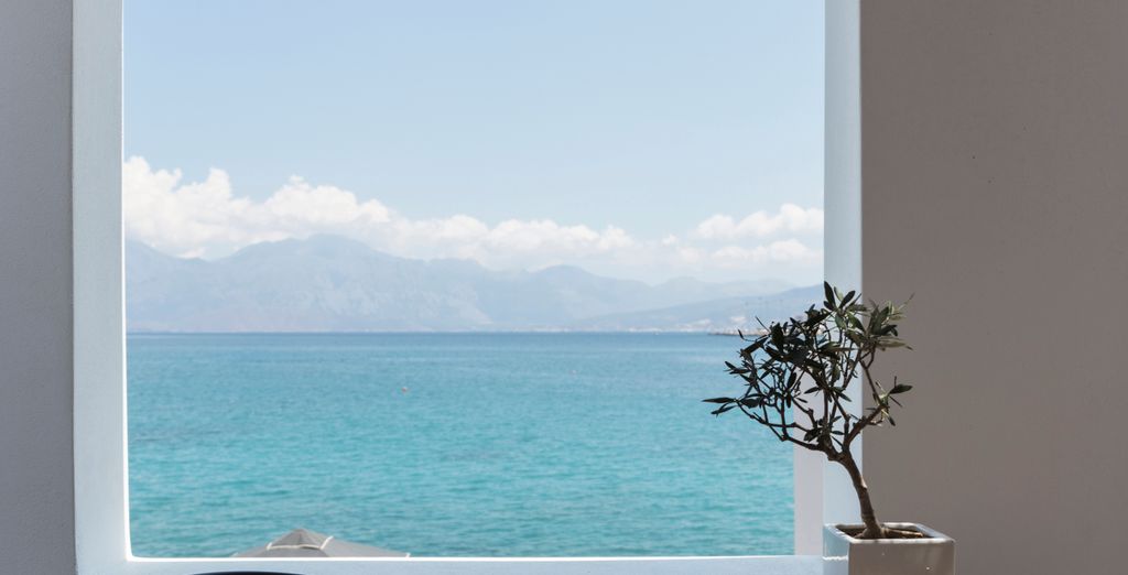 Minos Beach Art Hotel 5* Design Hotels