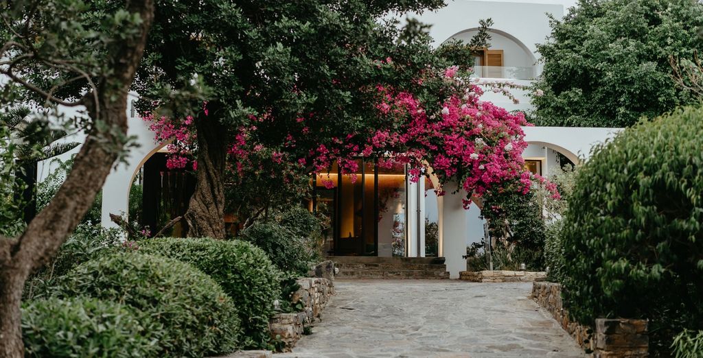 Minos Beach Art Hotel 5* Design Hotels