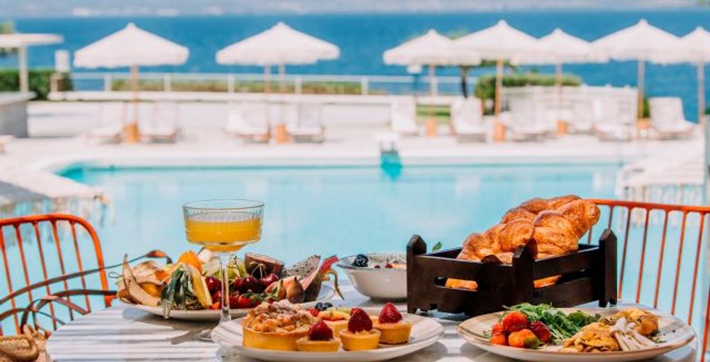Brown Beach Chalkida 4*, a member of Brown Hotels