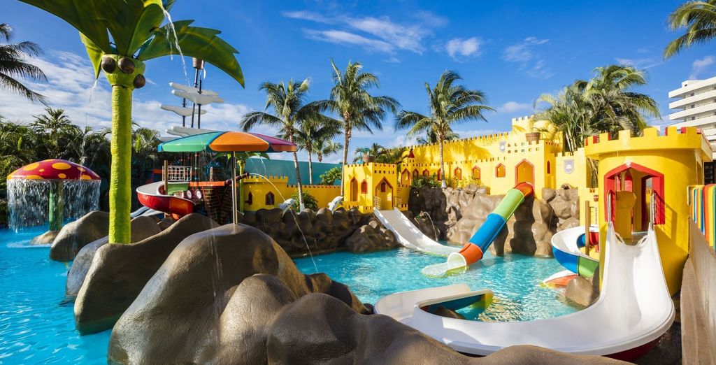 Crown Paradise Club 5*