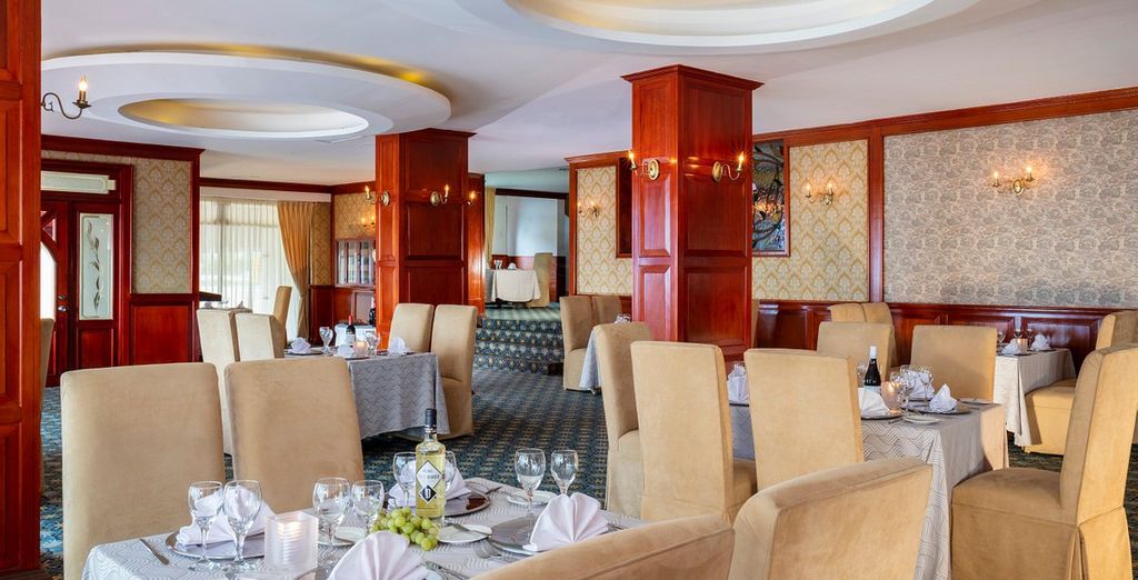 Crown Paradise Club 5*