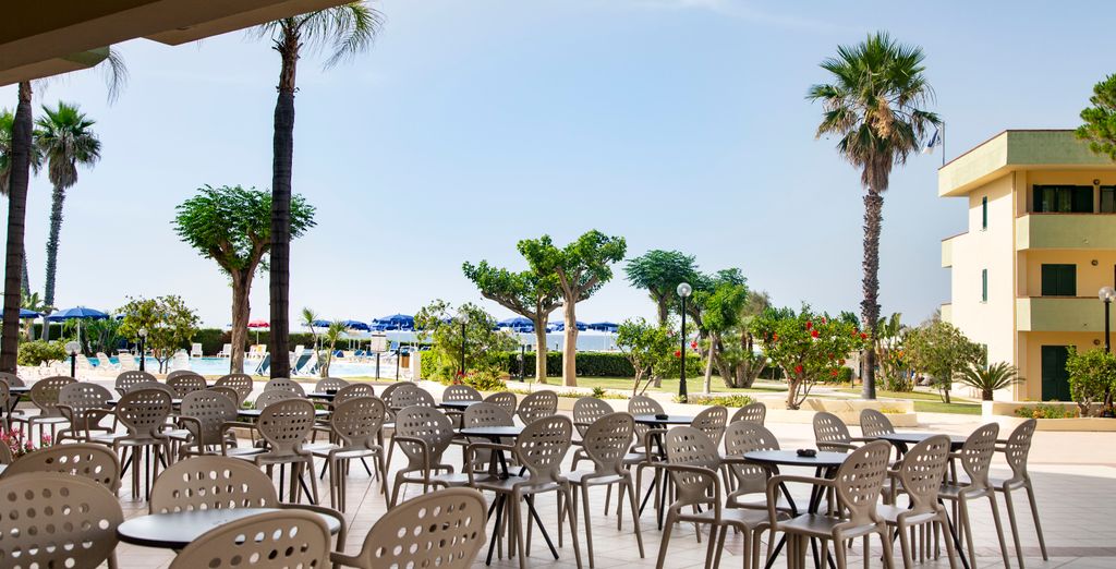 Hotel Village Paradise 4*