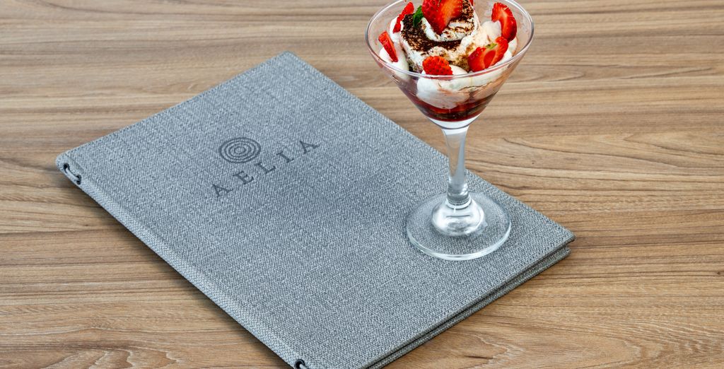 Aelia Luxury Suites 5*