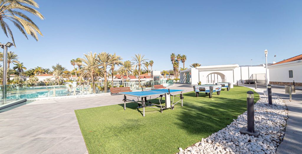 Hotel LIVVO Dunagolf Suites 4*