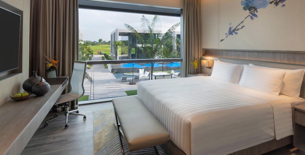 Dusit Thani Singapore 5*, Asvara Villa Ubud 5*, Royal Avila Boutique Resort 5* e Bali Beach Hotel Sanur 5*