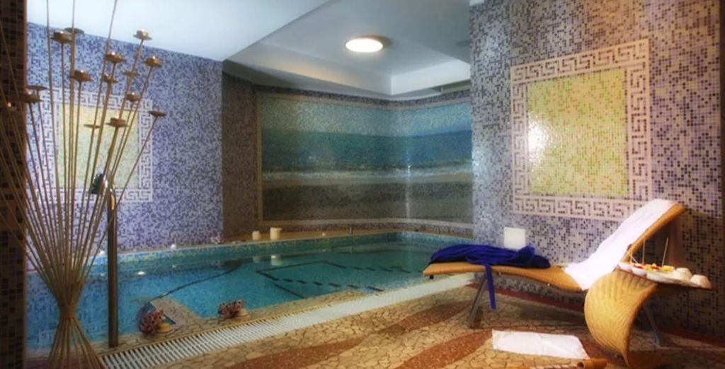 Grand Hotel Paradiso 4*