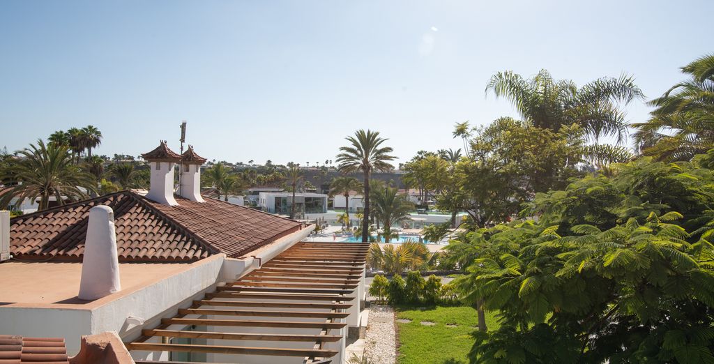 LIVVO Dunagolf Suites 4*