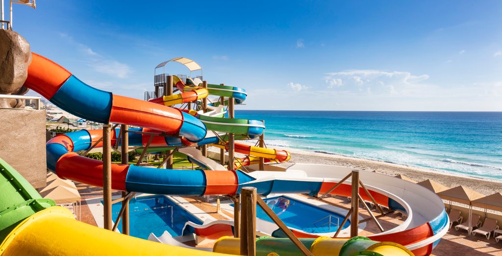 Crown Paradise Club 5*