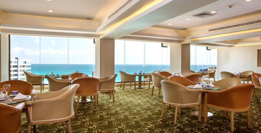 Crown Paradise Club 5*