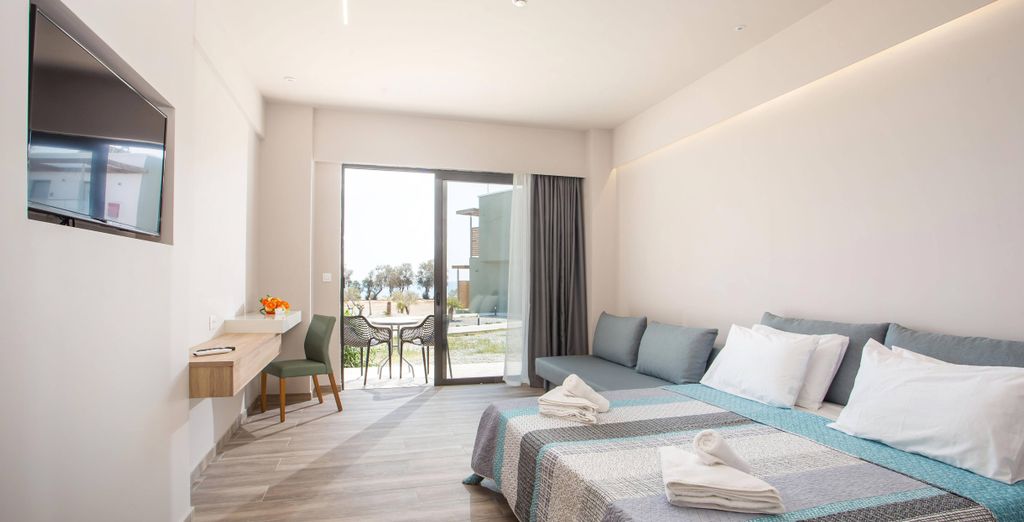 Ampelia Seaside Resort 4*