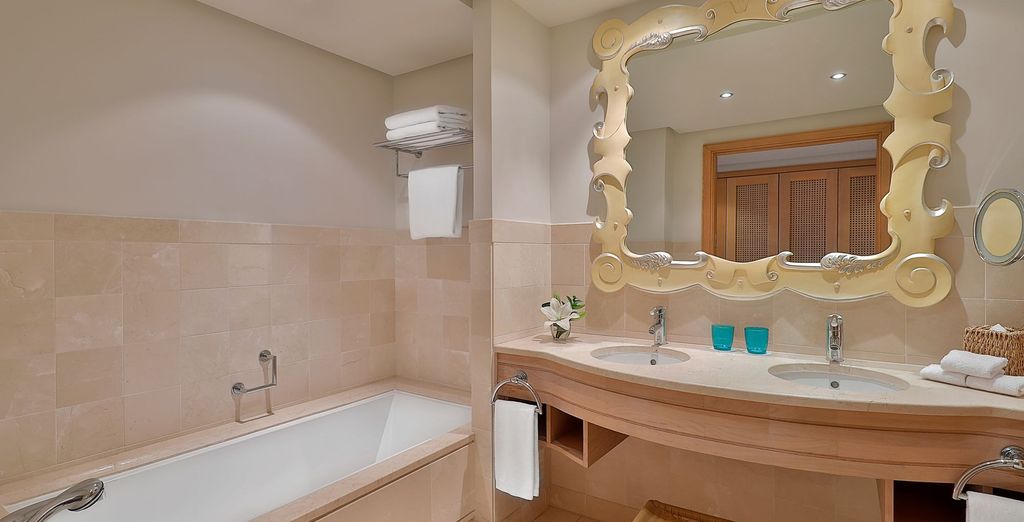 Hotel Ritz Carlton Abama Golf & Spa Resort 5*