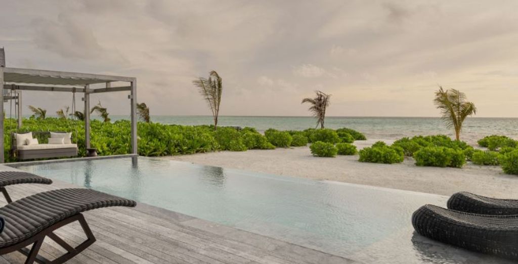 Madifushi Private Island 5*