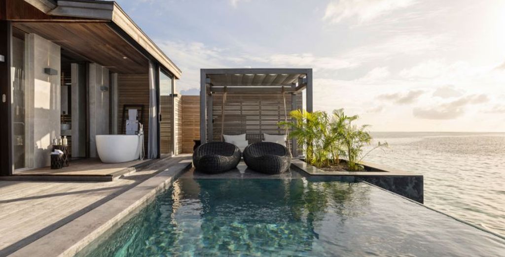 Madifushi Private Island 5*