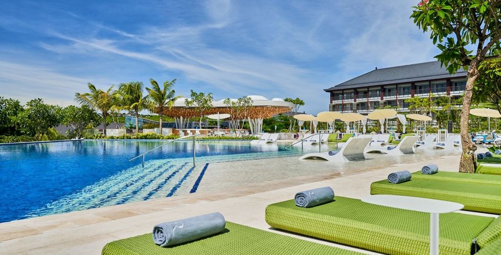 Plataran Ubud Hotel & Spa 5*, Pramana Natura Nusa Penida 4* e Renaissance Bali Nusa Dua Resort 5*