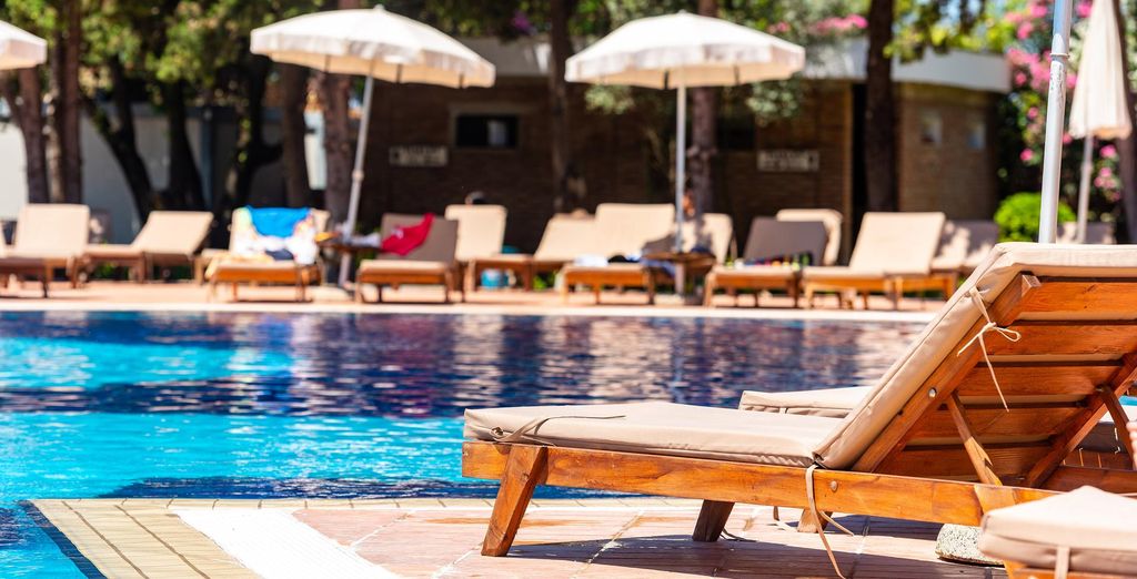Sol Tropikal Durres 4*