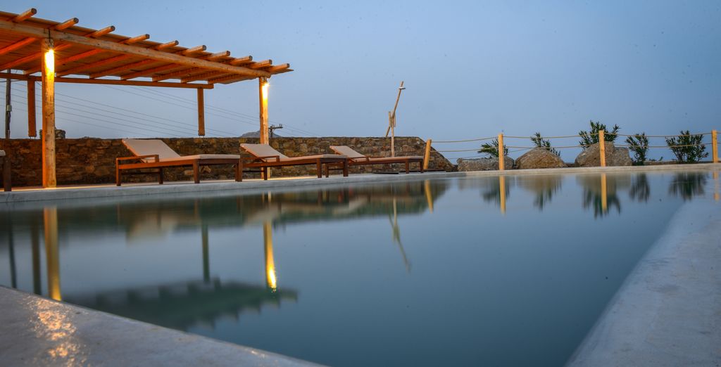 Myconian Crown Suites 4*