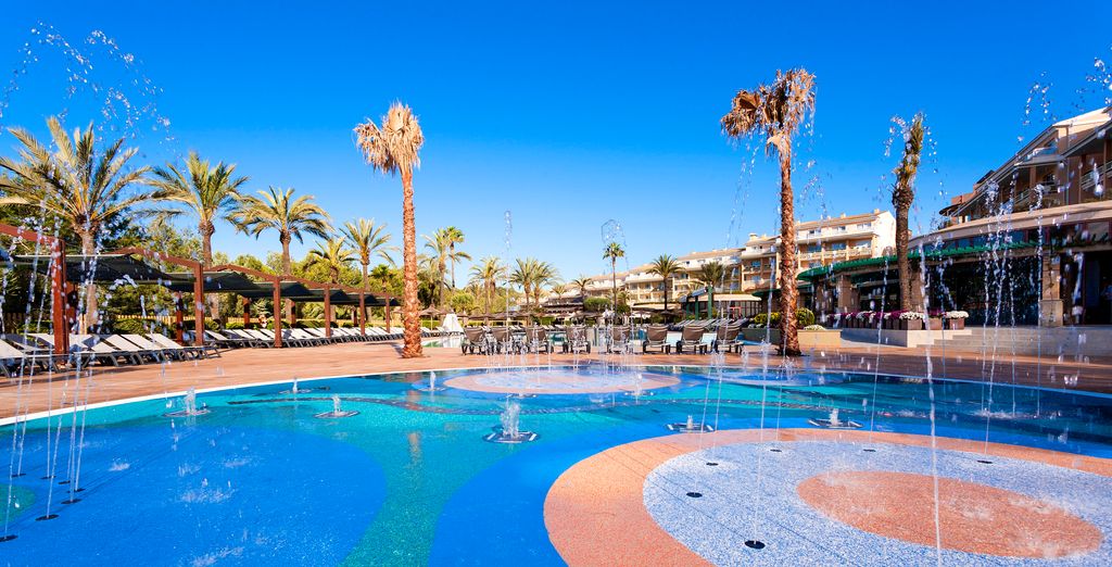 Insotel Cala Mandia Resort & Spa 4*
