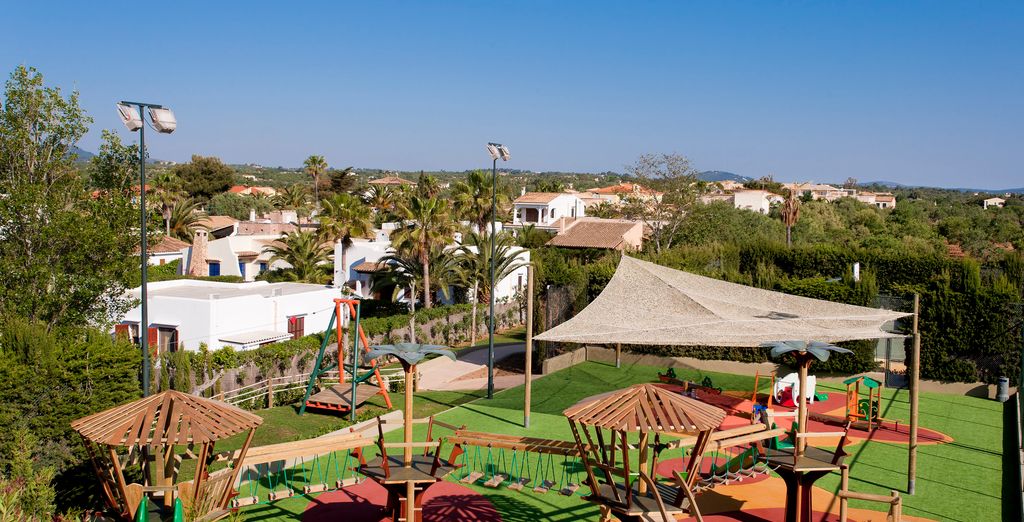 Insotel Cala Mandia Resort & Spa 4*