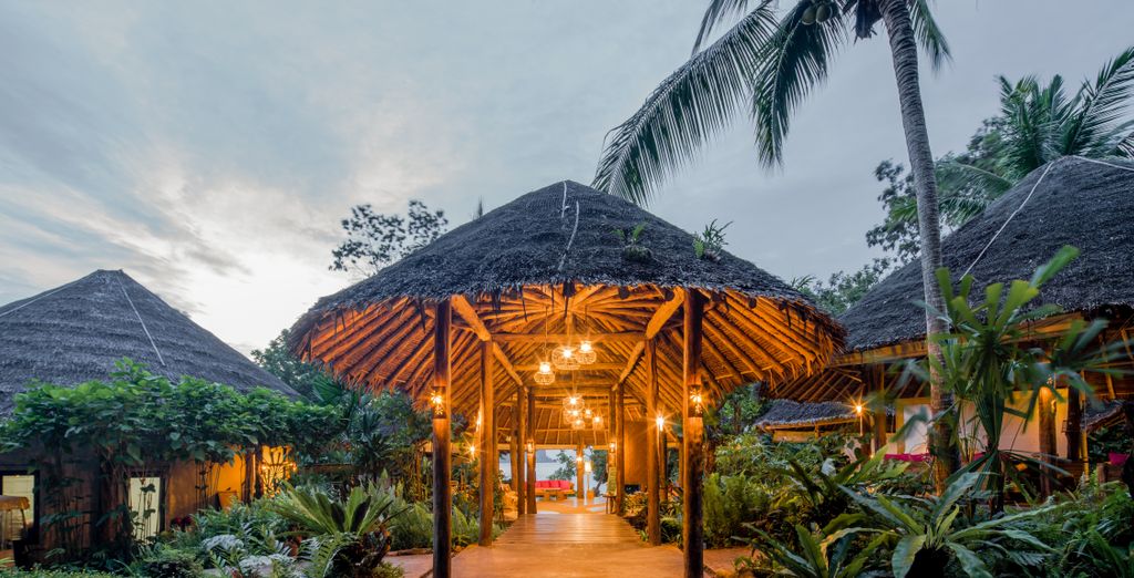 Combinato Novotel Kamala 4*, Koh Yao Yai Village 4* e Ramada Khao Lak Resort 5*