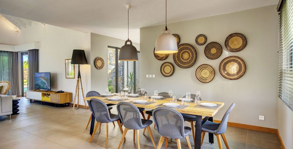 Mythic Suites & Villas 5*