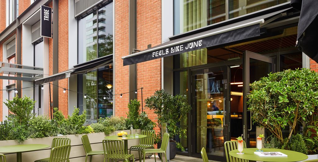 Tribe Canary Wharf 4*