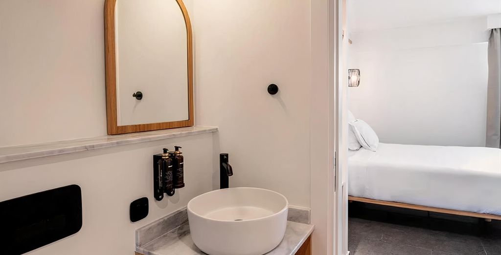 Brown Beach Eretria 4*