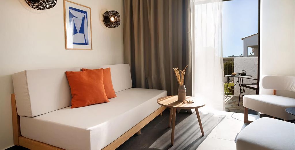 Brown Beach Eretria 4*