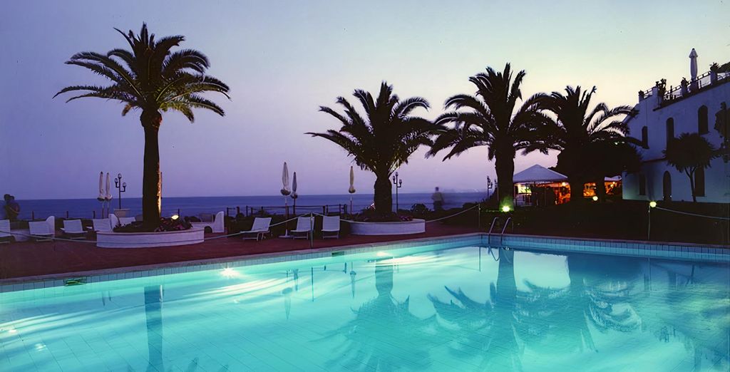 Grand Hotel Baia Verde 4*